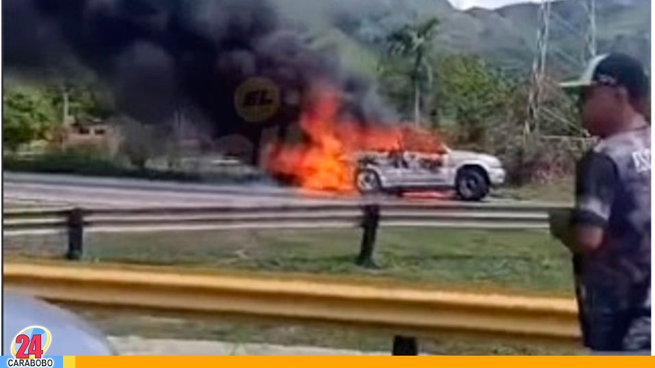 Incendio de vehículo en la ARC tramo Carabobo
