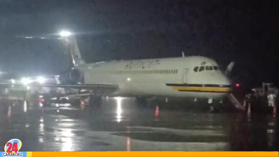 Afectados por rayo en aeropuerto de Valencia
