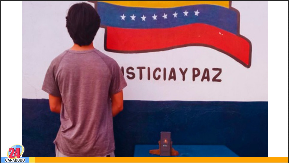 Material para adultos manipulado
