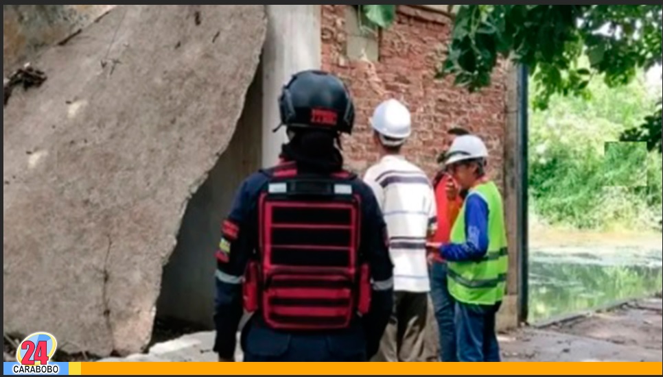 Los Bomberos de Juan José Mora siguen desplegados atendiendo a las comunidades luego del doble terremoto del 24 de junio. El municipio