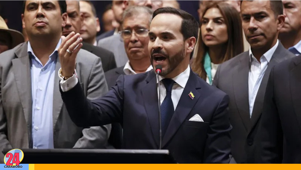 Abelardo De la Espriella asume en Colombia