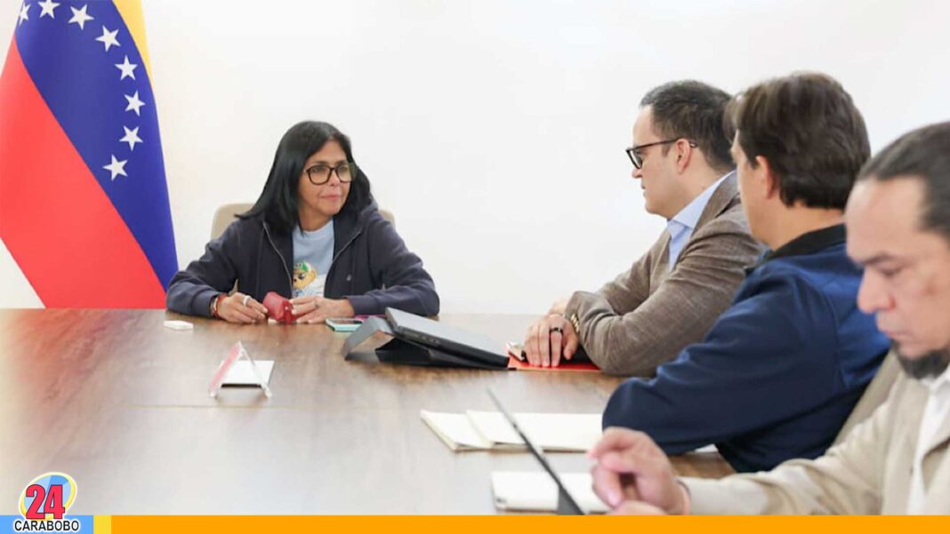 Delcy Rodríguez financiamiento reconstrucción