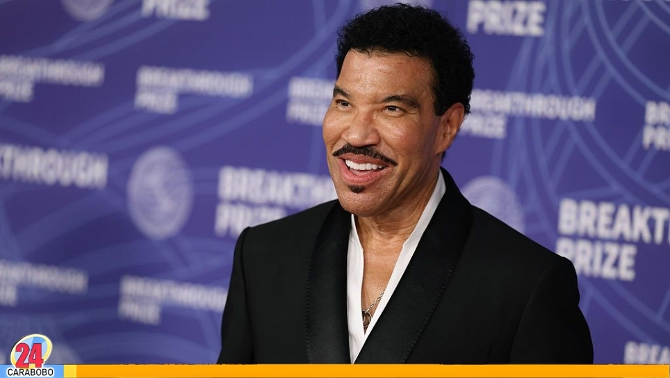 Lionel Richie fue hospitalizado de emergencia