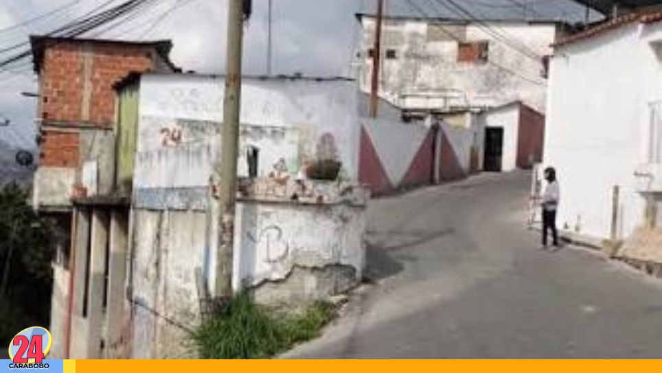 Niña es rescatada en Los Teques por el CICPC