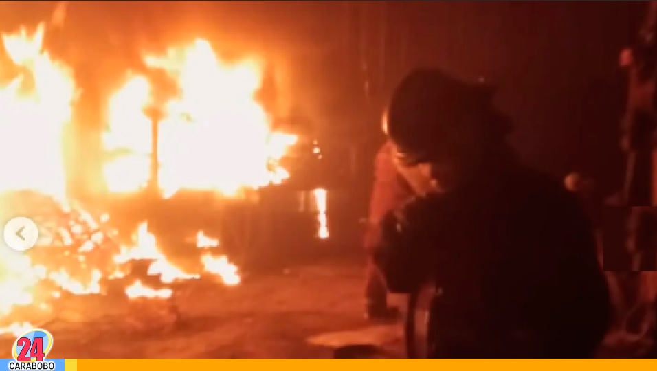 Bomberos de Caracas controlaron incendio