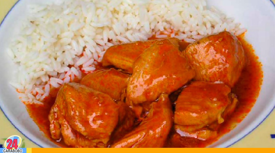 Pollo en salsa negra