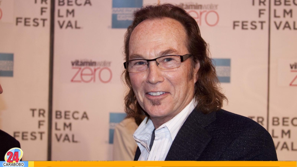 Muere músico Jon Small
