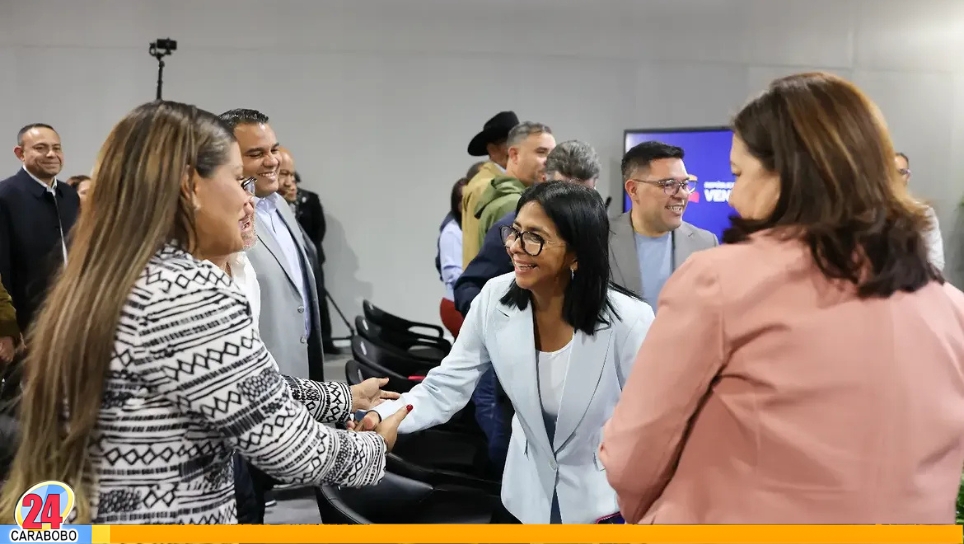 Presidenta en reunión con gobernadores y alcaldes