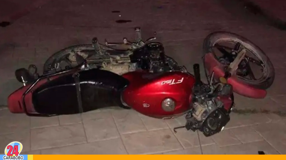 Colisión de moto y vehículo en Yaracuy
