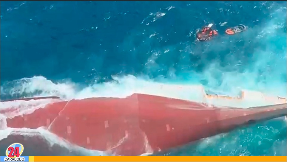Naufragio de ferry en Indonesia