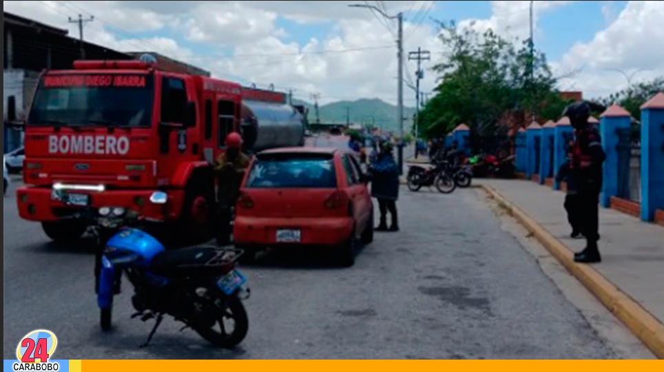 Incendio de un vehículo en Mariara