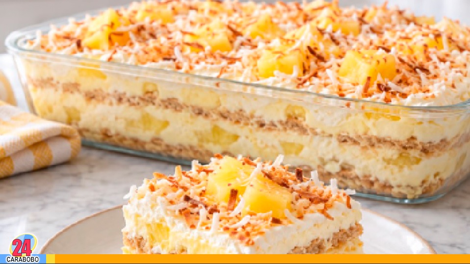 Tarta fría de piña y coco