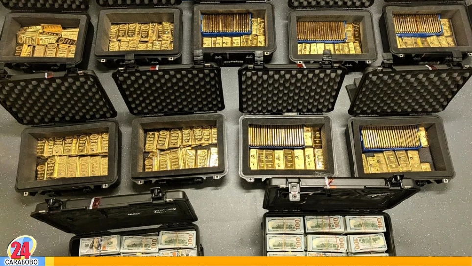 Exfuncionario de la CIA con lingotes de oro