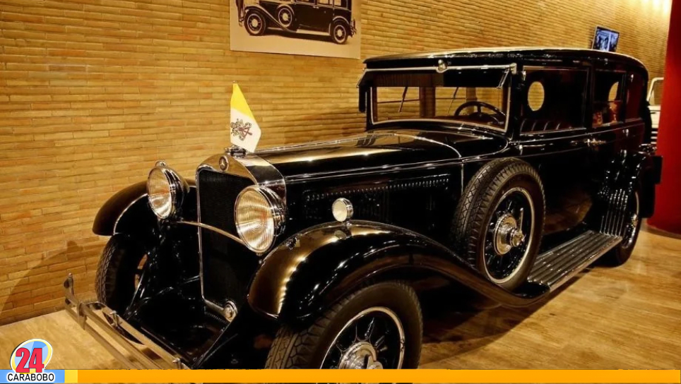 Museo del Papamóvil en El Vaticano