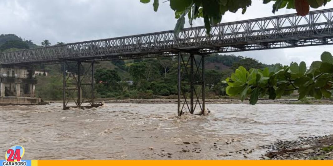 Restringen paso vehicular puente Burgua
