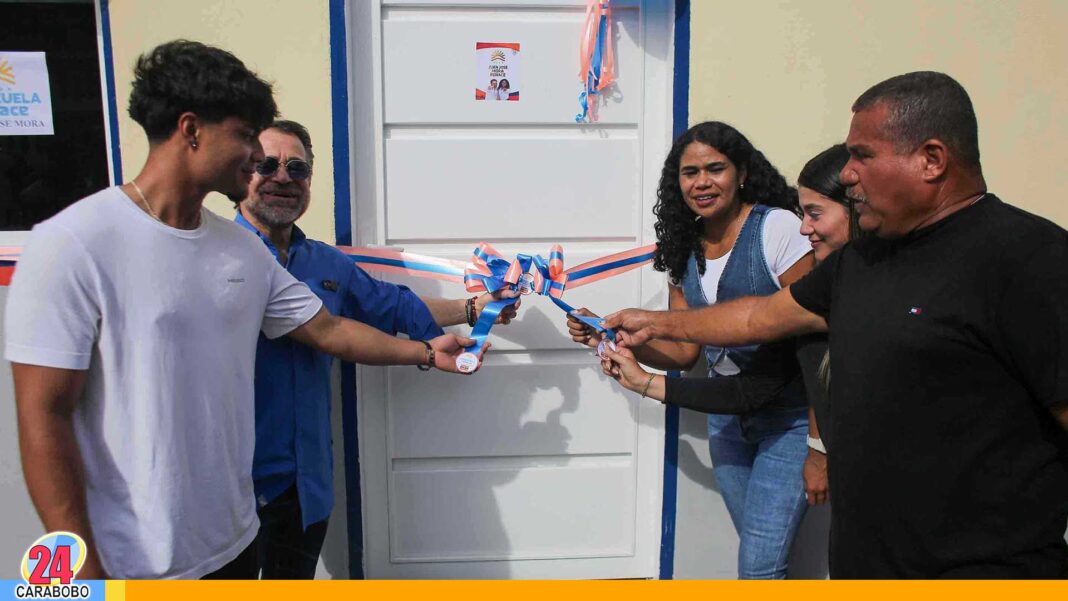 entrega de viviendas Juan José Mora