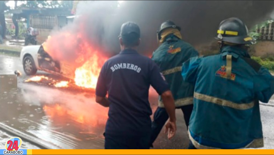 incendio de un vehículo en el municipio Carlos Arvelo