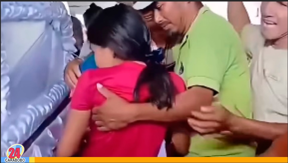 investigan al hombre que fingió la muerte y resurrección de su hija